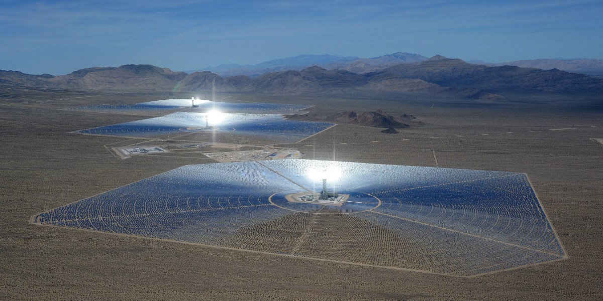 Why the US is still trying to make mirror-magnified solar energy work